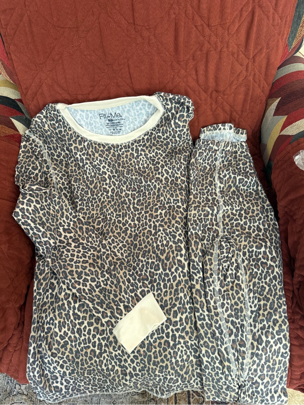 Fruit of the Loom womens Leopard Print Pajama Set - Tan/Black